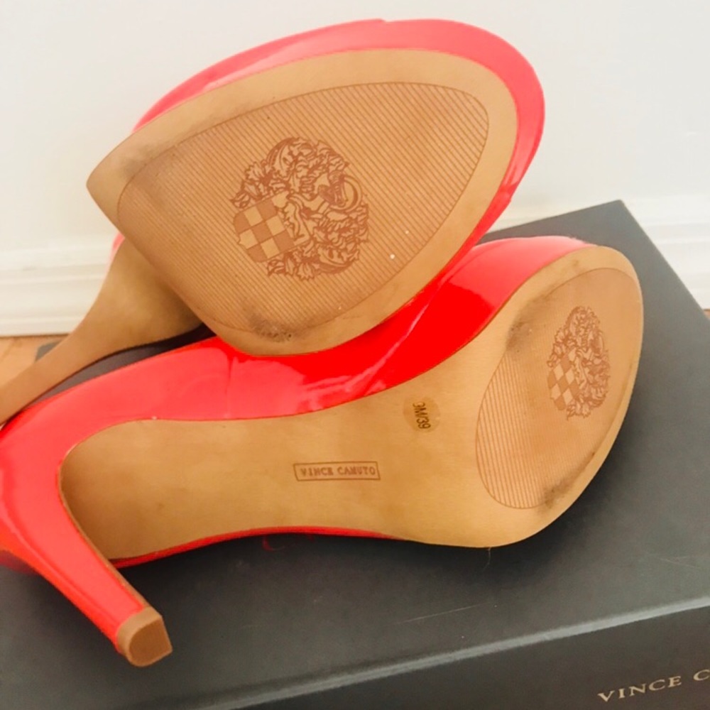 Shoes - Picture 4 of 7